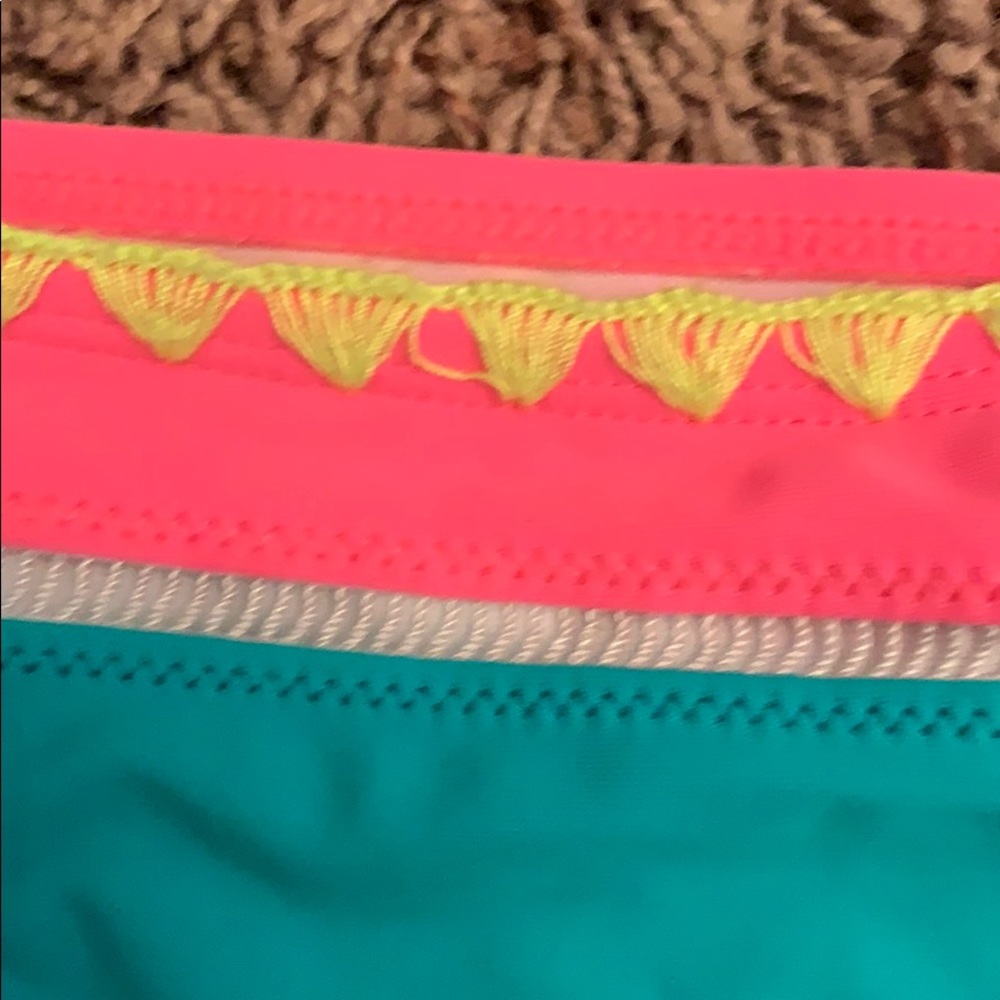 Bathing suit - Picture 2 of 3